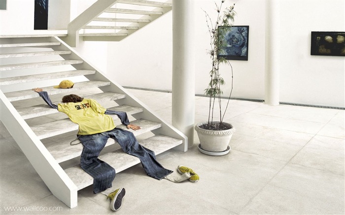 stealth-a unique creative design wallpaper Views:15389 Date:2011/7/10 16:05:49