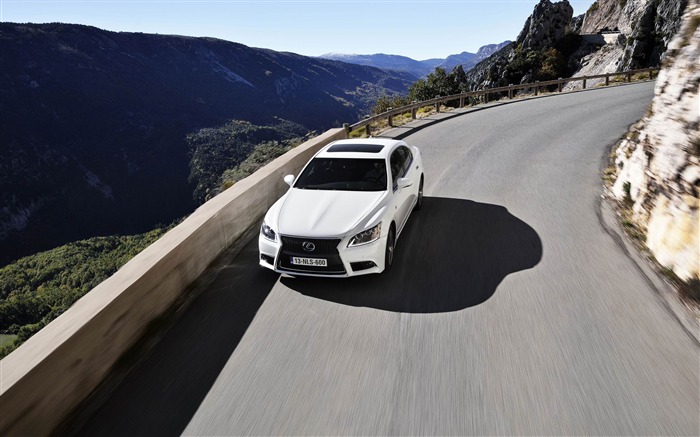 2013 Lexus LS EU-Version Auto HD Wallpaper 24 Views:9922 Date:2012/11/27 23:34:55